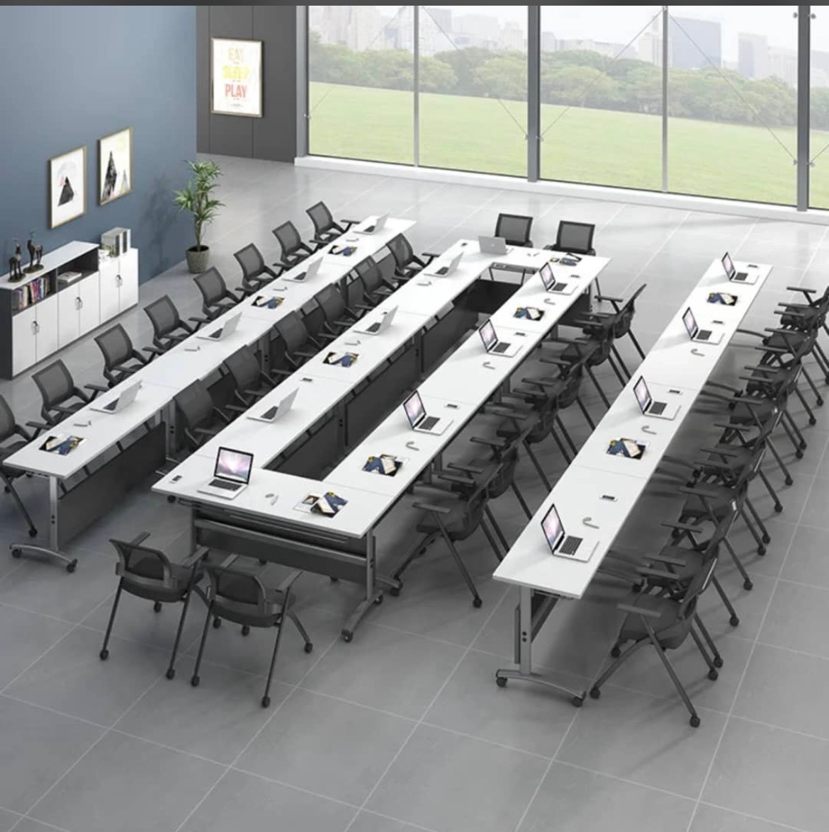 TABLE DE RÉUNION 
